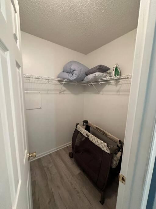 Willa Adorable 3Br/2Ba W/ Garage 2Min Walk Ecu Health Greenville Zewnętrze zdjęcie