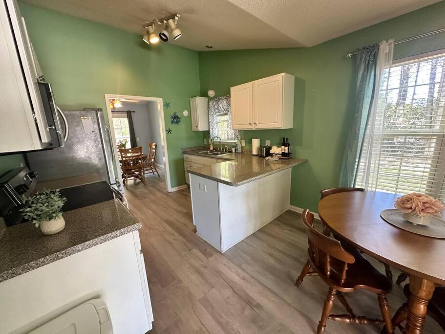 Willa Adorable 3Br/2Ba W/ Garage 2Min Walk Ecu Health Greenville Zewnętrze zdjęcie