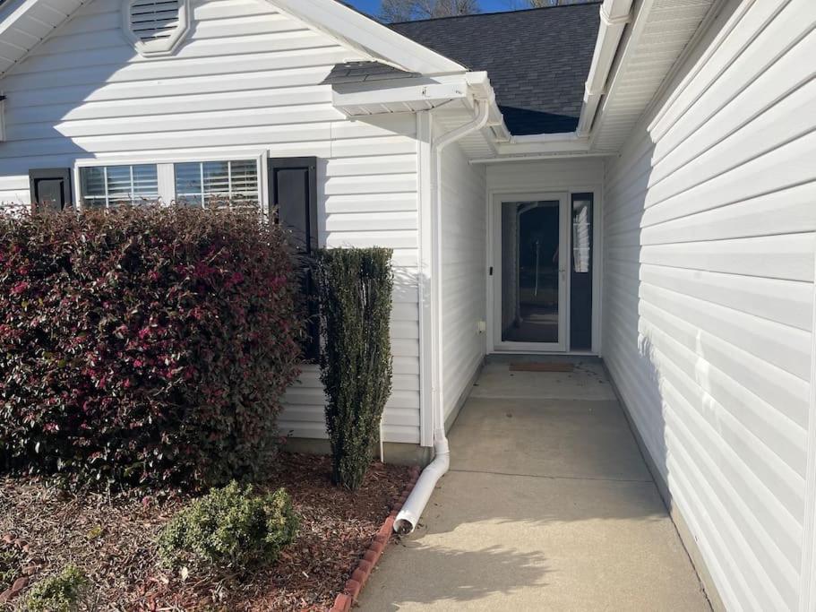 Willa Adorable 3Br/2Ba W/ Garage 2Min Walk Ecu Health Greenville Zewnętrze zdjęcie