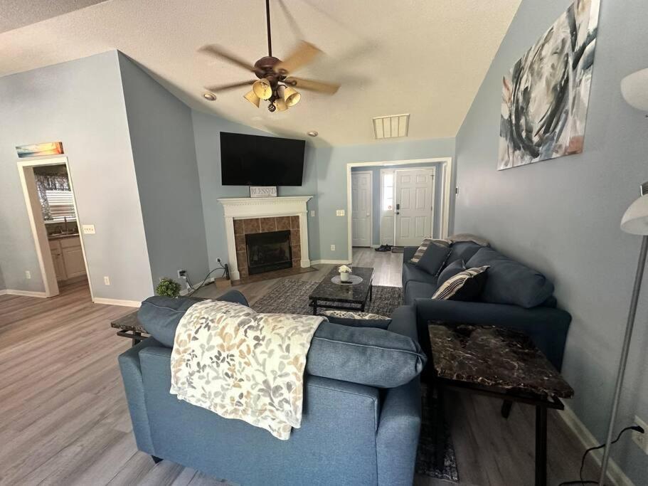 Willa Adorable 3Br/2Ba W/ Garage 2Min Walk Ecu Health Greenville Zewnętrze zdjęcie